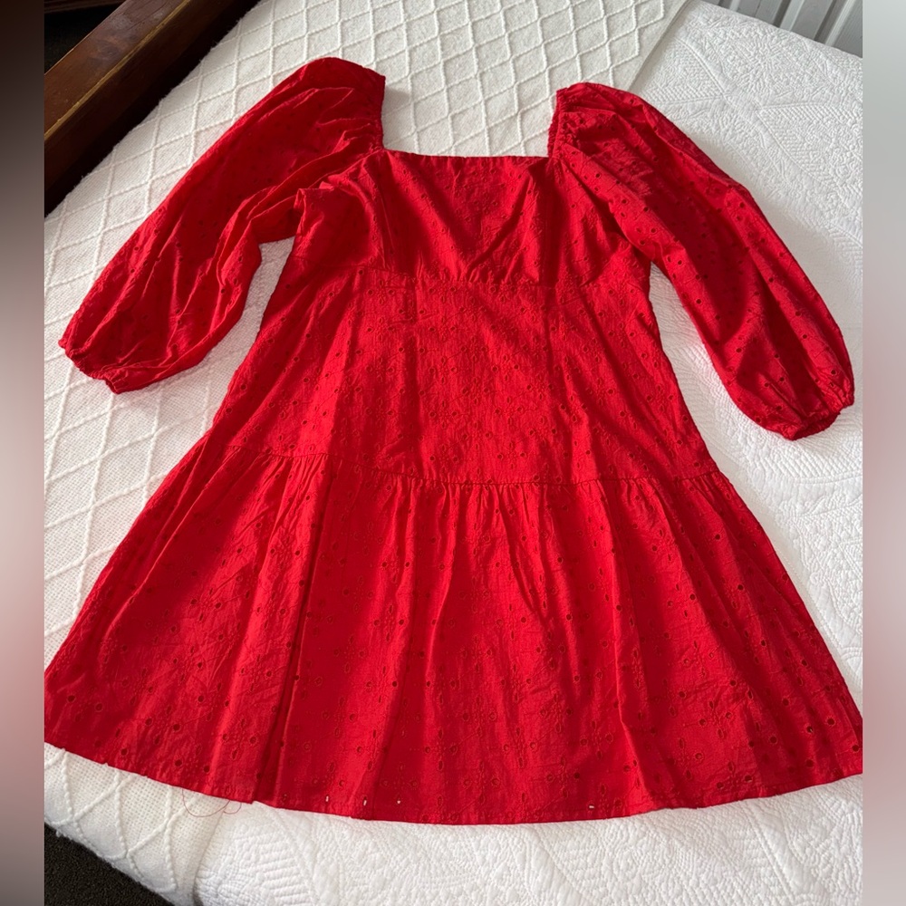 Elegant Red Mini Dress with Puff Sleeves